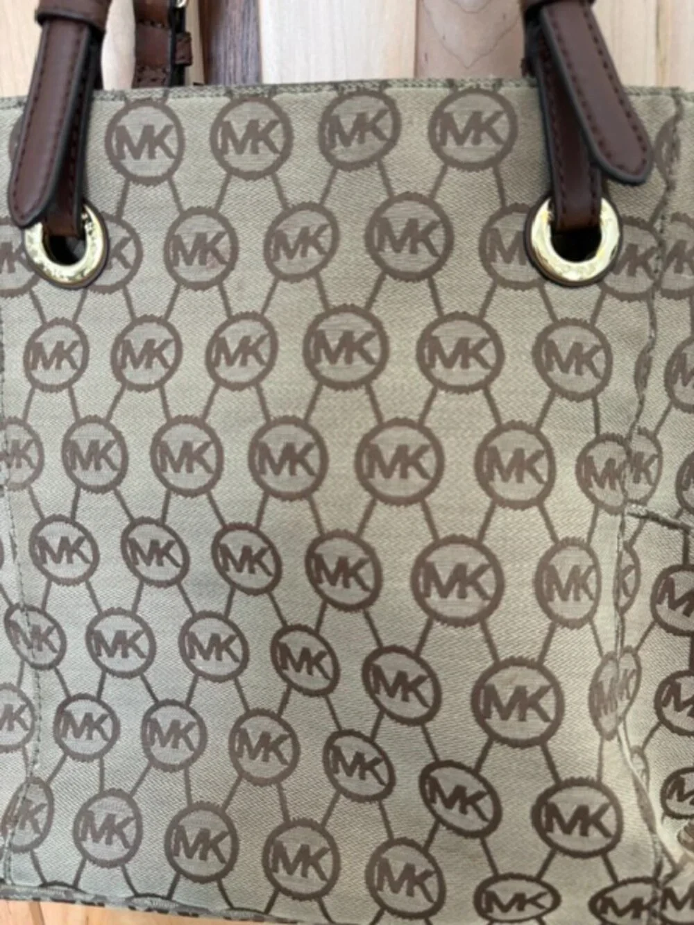 Michael Kors leather classic free